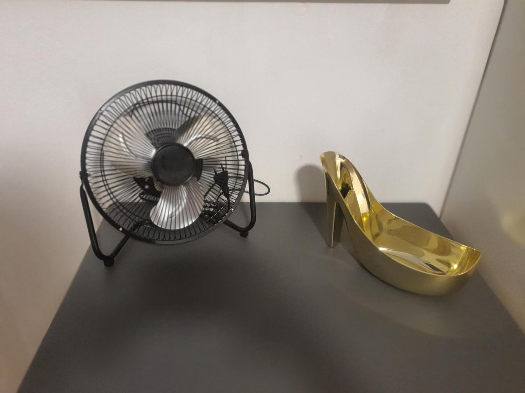 Libros Y Plantas A 5 Minutos Del Centro En Bus Apartment Madrid Ngoại thất bức ảnh